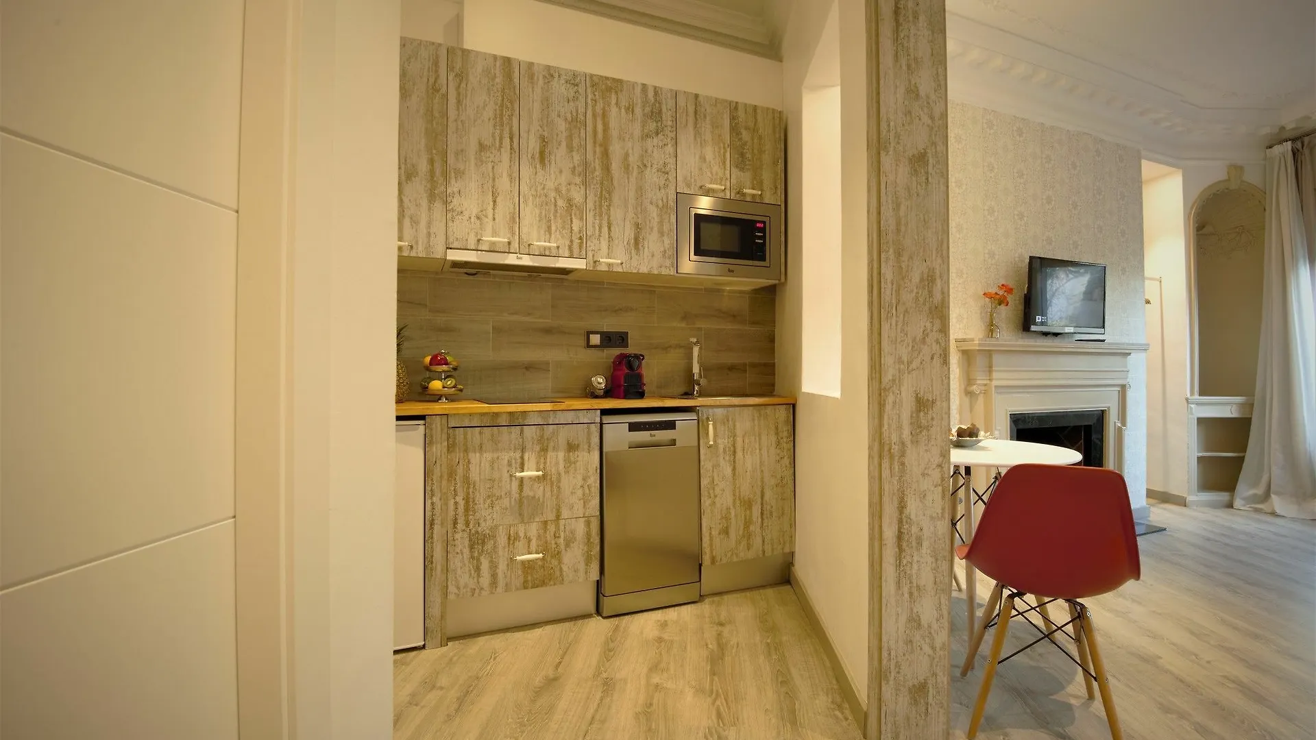 Dreamkeys Apartments & Suites Barcelona 3*,  Spanje